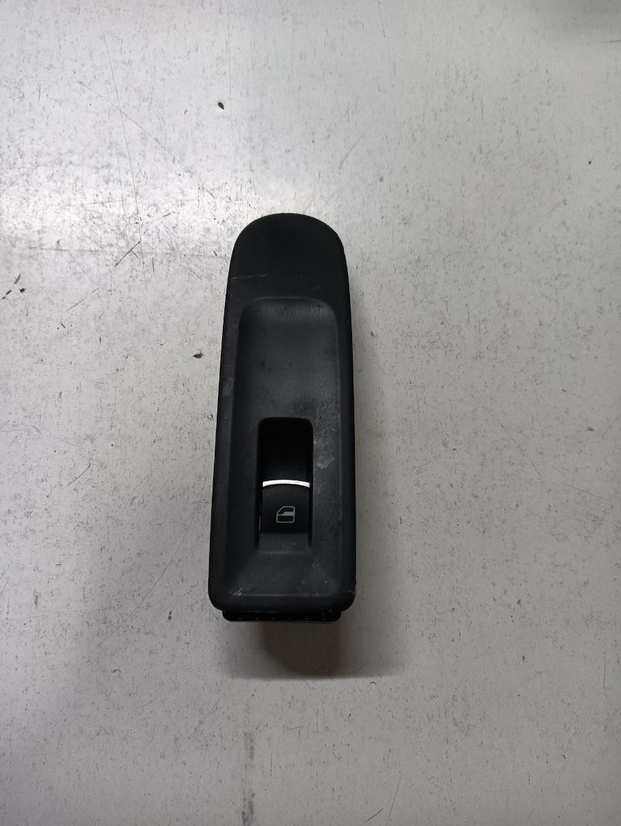 Butoane geamuri electrice dreapta fata VOLKSWAGEN GOLF VI 5K1 2008 - 2013