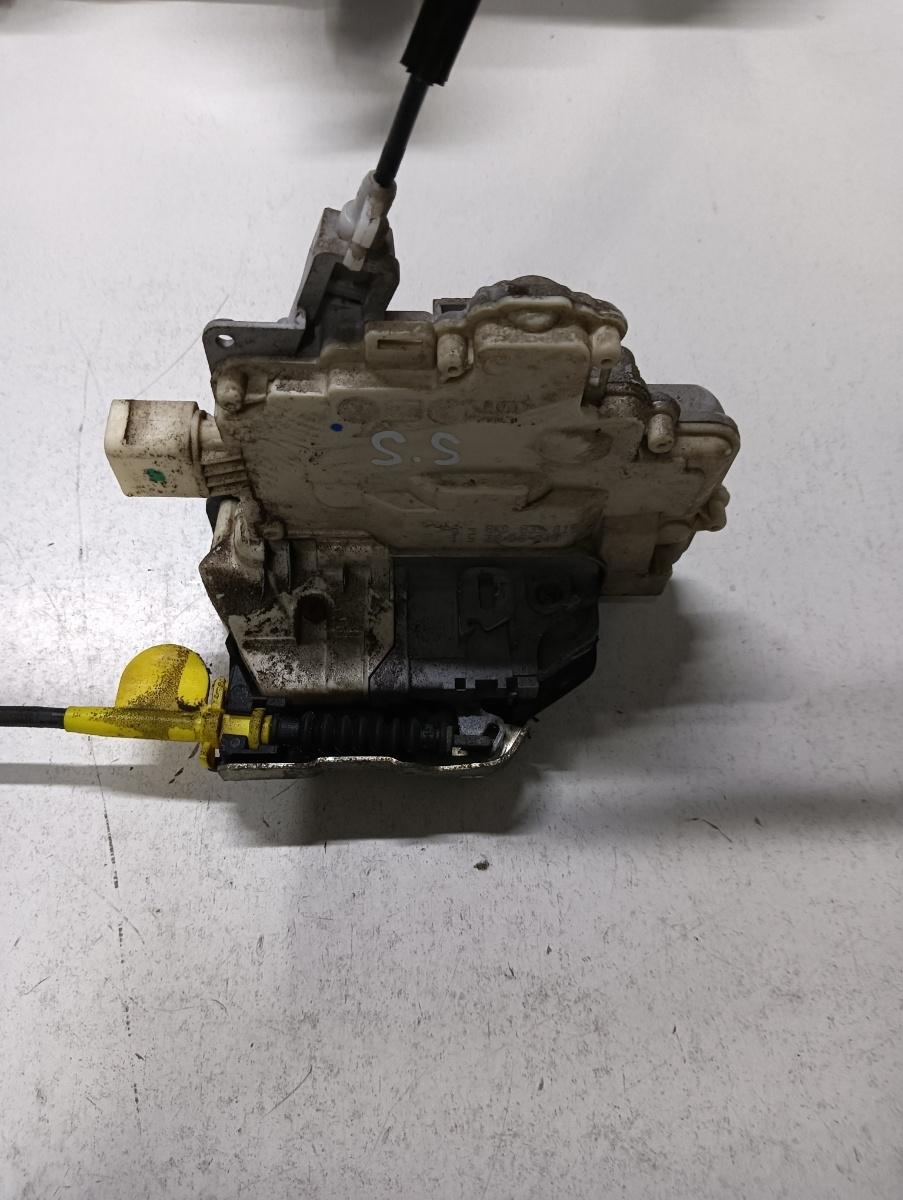 Broasca usa stanga spate AUDI A4 IV 8K2, B8 2007 - 2015
