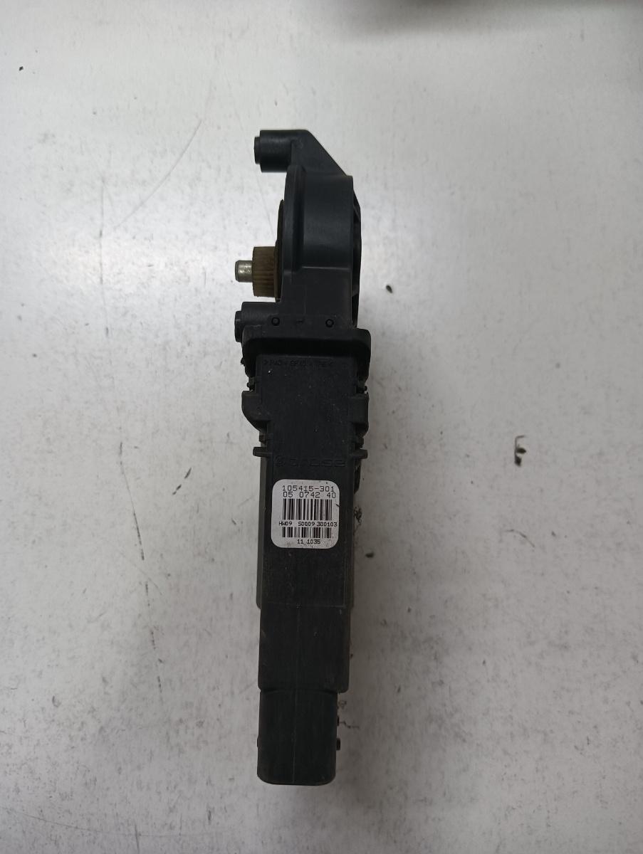 Broasca usa dreapta fata VOLKSWAGEN PASSAT 3B3 2000 - 2005, VOLKSWAGEN GOLF IV 1J1 1997 - 2007 105415301 – foto 2