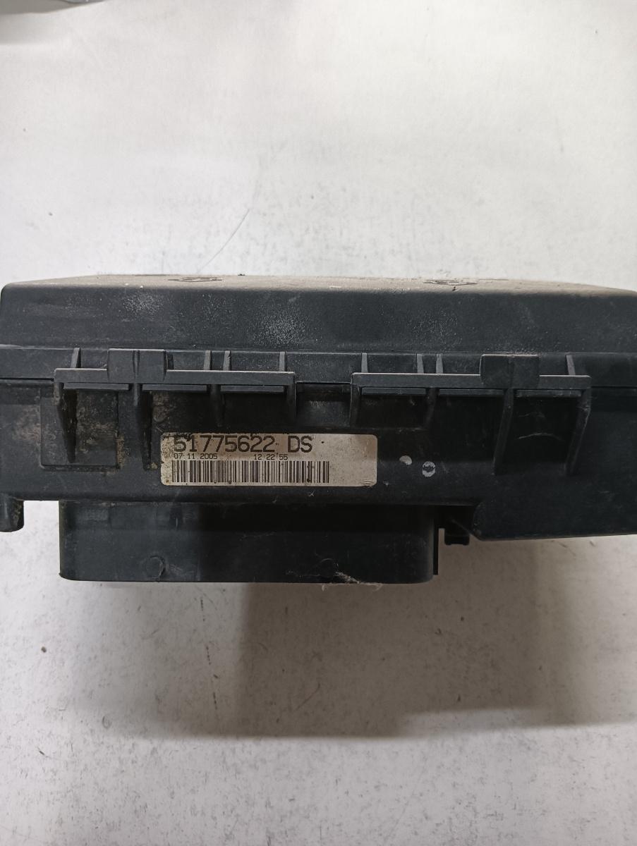 Panou sigurante SSANGYONG REXTON GAB_ 2002 - >, FIAT GRANDE PUNTO 199_ 2005 - 2013 JTD Multijet 199 A3.000 51775622ds – foto 2