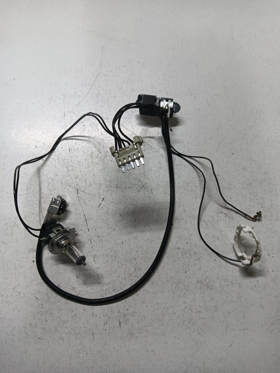 Instalatie far stanga fata NISSAN QASHQAI / QASHQAI +2 I J10, JJ10 2006 - 2014 dCi 4x4 M1D, M9R