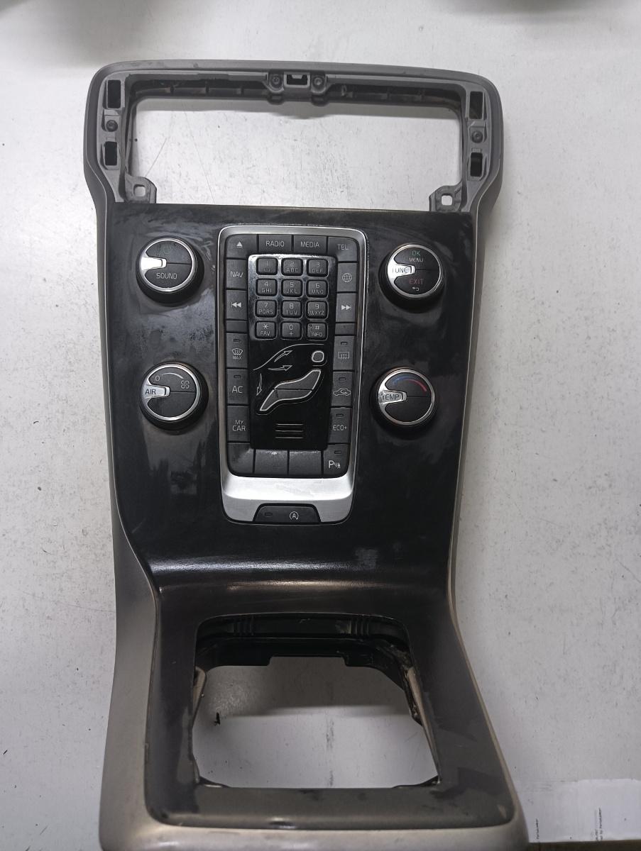Consola centrala VOLVO V40 Hatchback 525, 526 2012 - >
