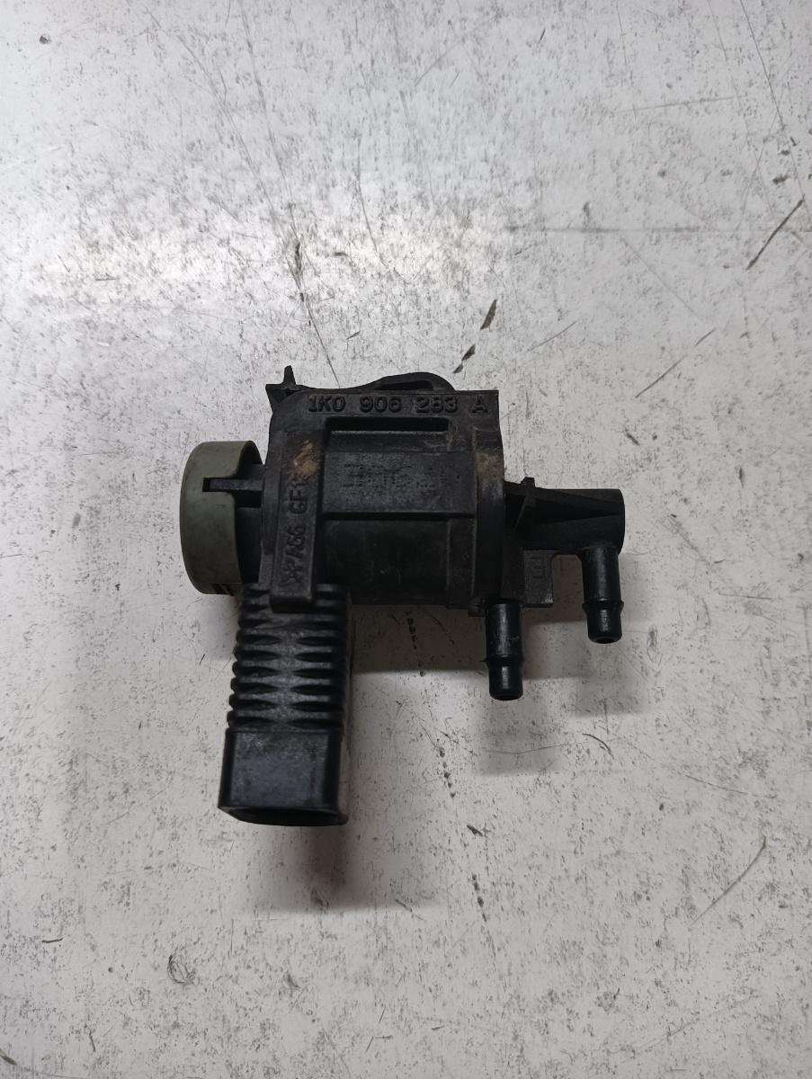 Electrovalva turbina AUDI A4 IV 8K2, B8 2007 - 2015 TDI CJCD, CMFB, CSUA, AUDI A5/S5 Convertible 8F7 2009 - 2017 2.0 TDI CAHA VAG 1k0906283a – foto 2