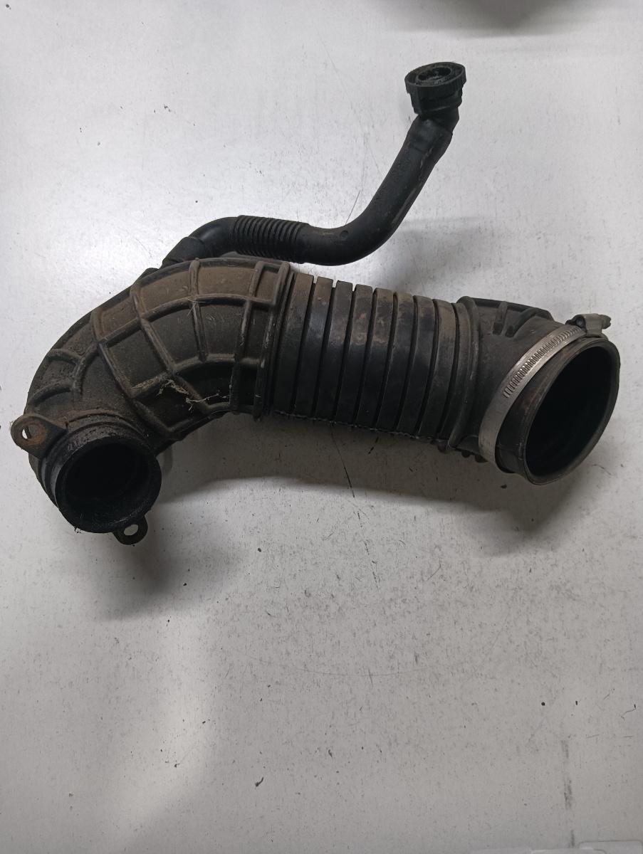 Furtun admisie aer AUDI A4 III 8EC, B7 2004 - 2008