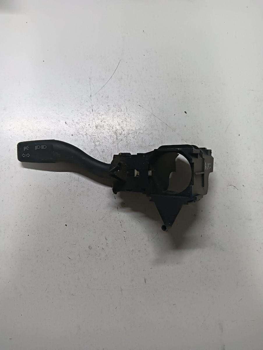 Maneta semnalizare AUDI A4 III 8EC, B7 2004 - 2008 4E0953513A