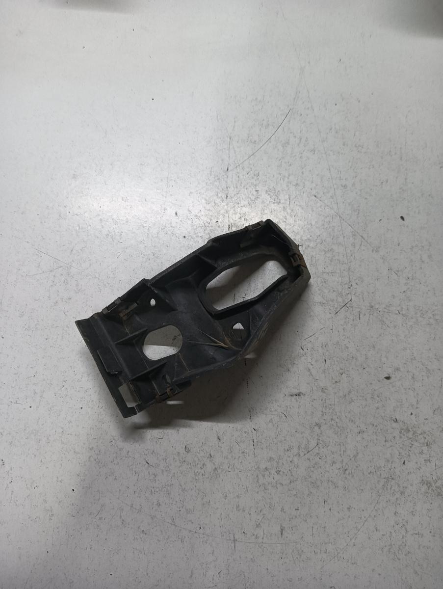 Suport dreapta AUDI A4 III 8EC, B7 2004 - 2008
