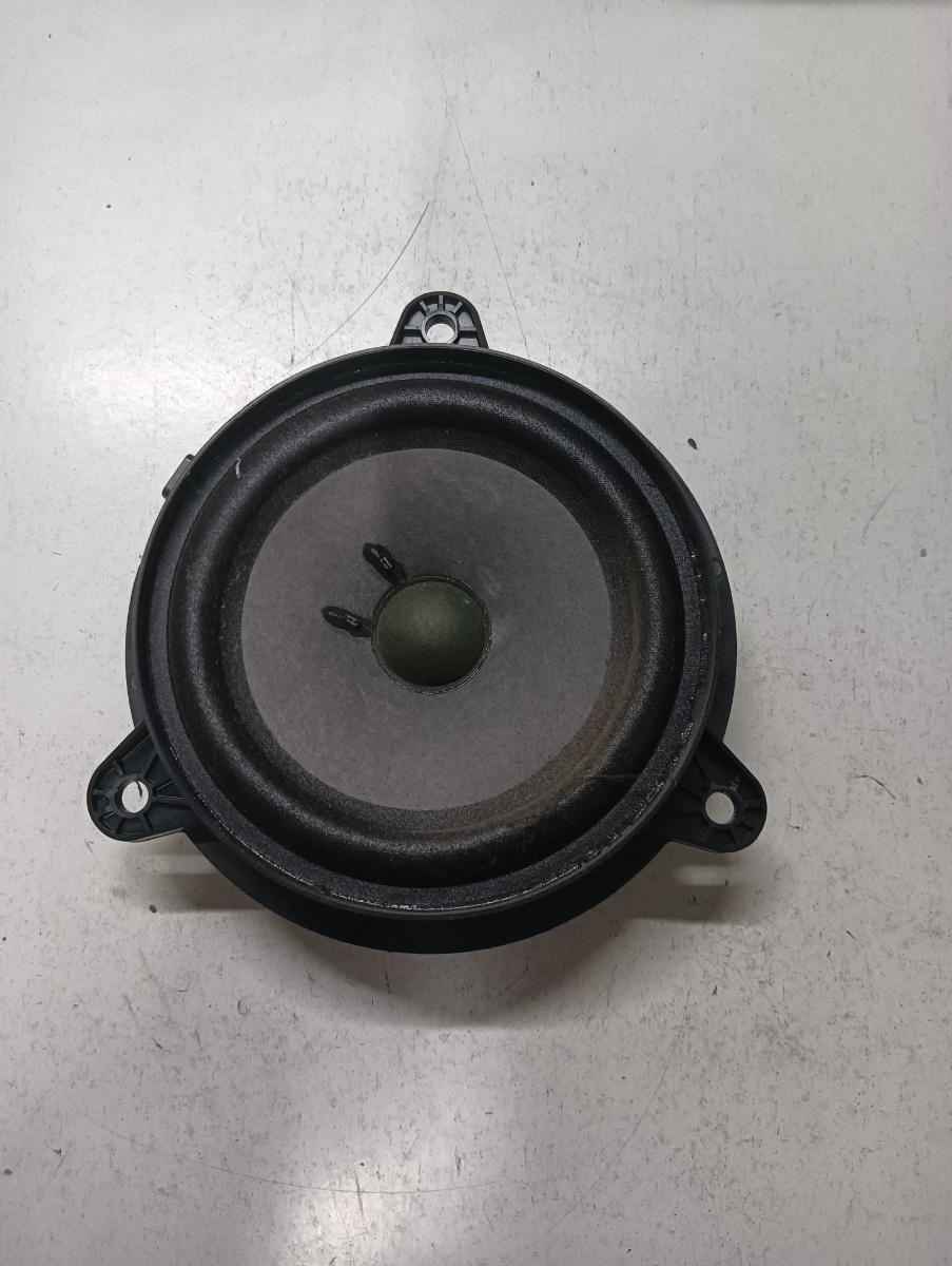 Boxa auto stanga spate NISSAN QASHQAI / QASHQAI +2 I J10, JJ10 2006 - 2014 dCi 4x4 M1D, M9R 281567y300