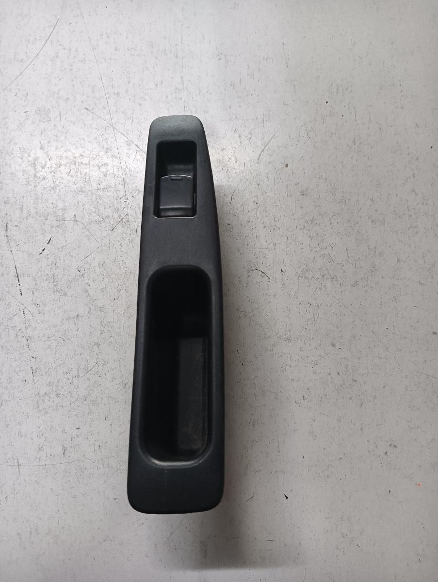 Buton geamuri electrice stanga spate NISSAN QASHQAI / QASHQAI +2 I J10, JJ10 2006 - 2014 dCi 4x4 M1D, M9R