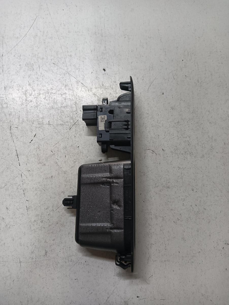 Buton geamuri electrice dreapta spate NISSAN QASHQAI / QASHQAI +2 I J10, JJ10 2006 - 2014 dCi 4x4 M1D, M9R – foto 2