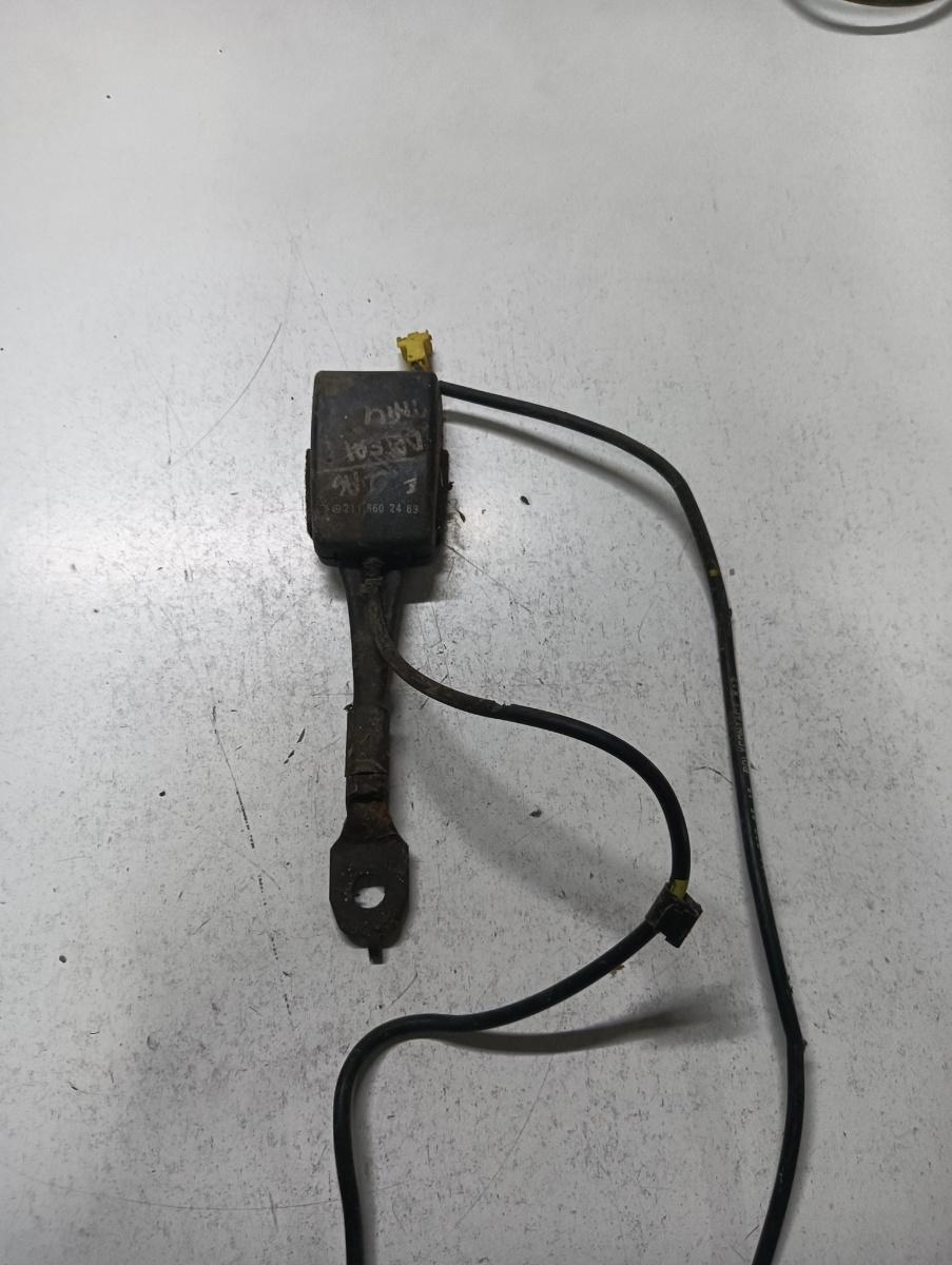 Pretensionare  dreapta fata MERCEDES-BENZ E-CLASS W211 2002 - 2009 – foto 2