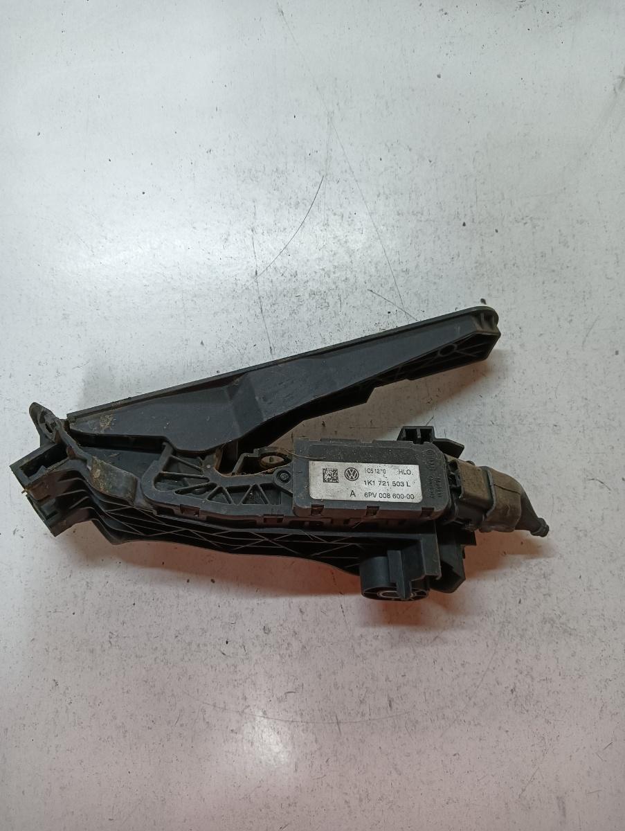 Pedala de acceleratie VOLKSWAGEN PASSAT 3C2 2005 - 2010, VOLKSWAGEN GOLF V 1K1 2003 - 2009 HELLA 1k1721503l