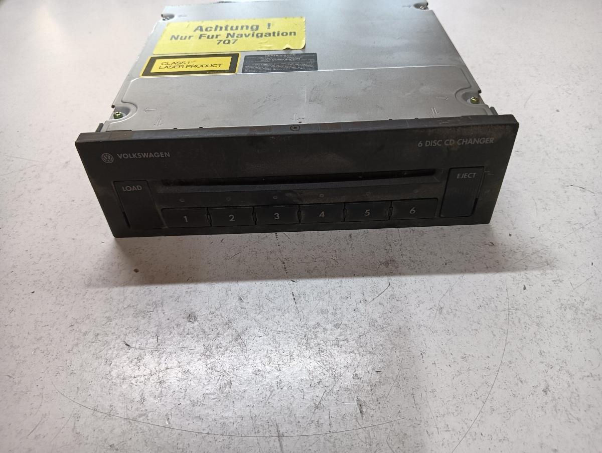 Magazie cd VOLKSWAGEN GOLF V 1K1 2003 - 2009 1j0035110