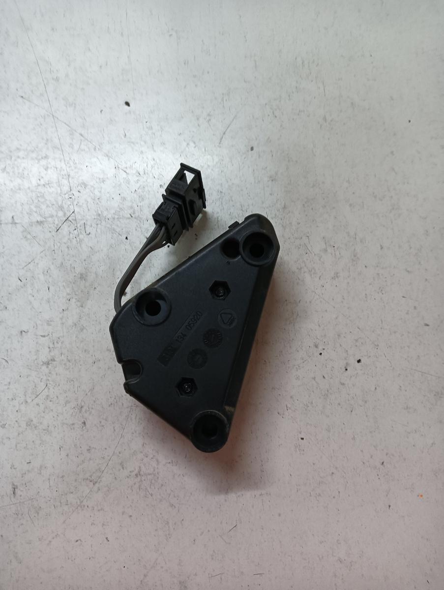 Amplificator de sunet stanga fata VOLKSWAGEN GOLF V 1K1 2003 - 2009 TDI 16V BKD VAG 1k0035463d – foto 2