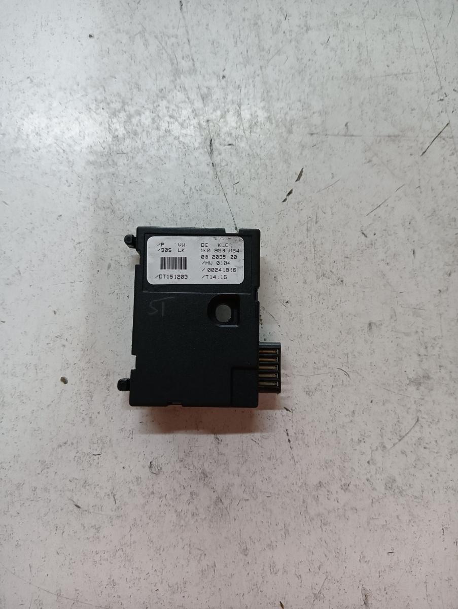 Senzor unghi volan VOLKSWAGEN GOLF V 1K1 2003 - 2009 VAG 1k0959654