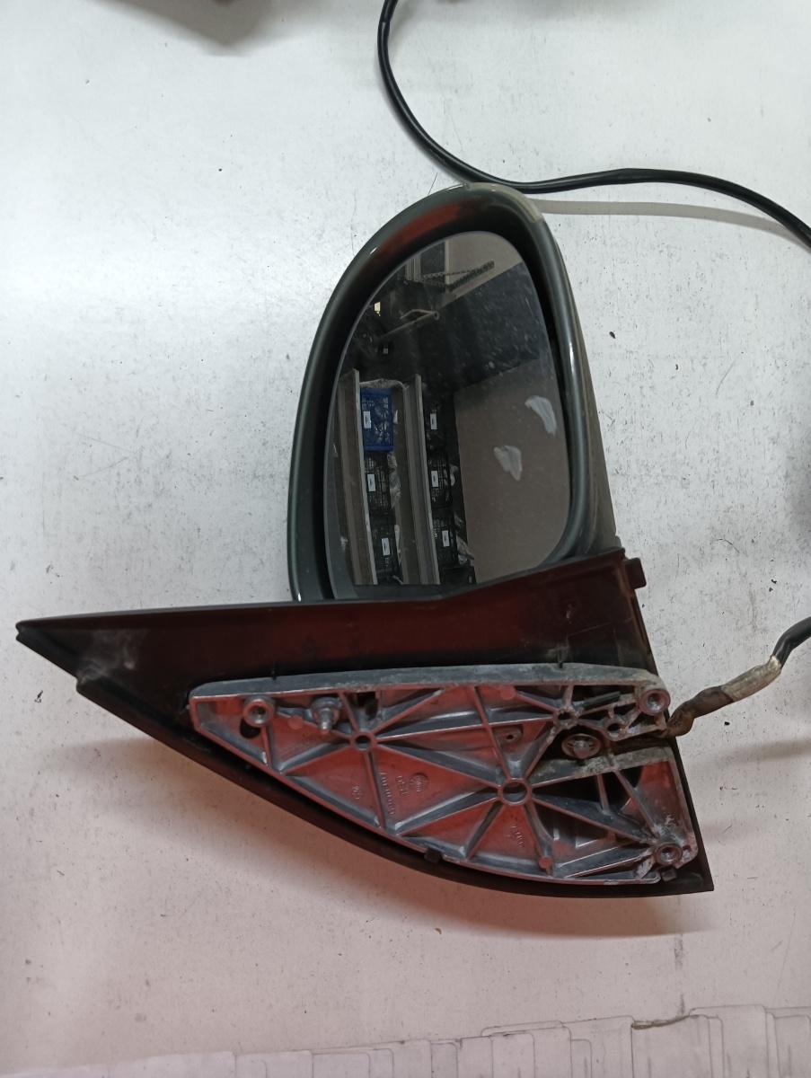 Oglinda laterala electrica portiera fata dreapta fata VOLKSWAGEN GOLF V 1K1 2003 - 2009