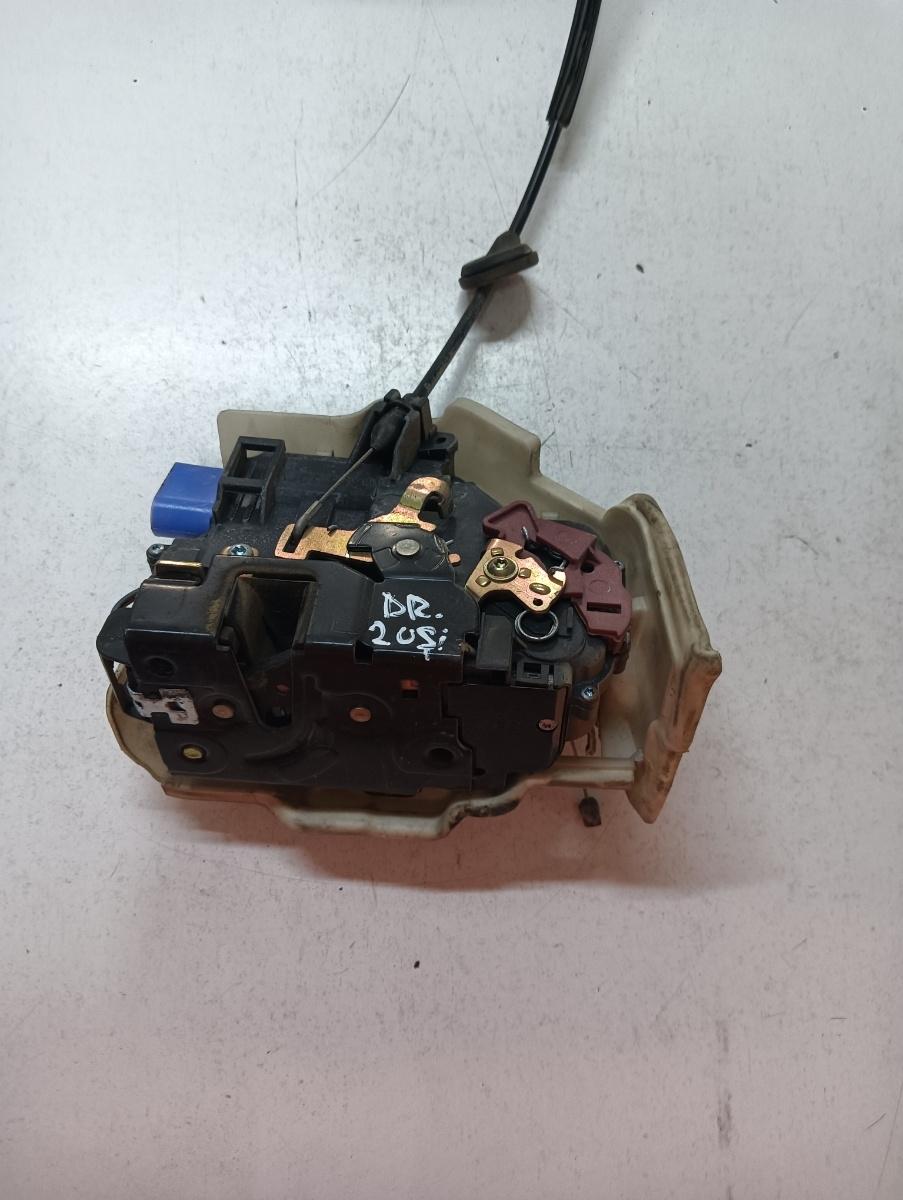 Broasca usa 2 usi dreapta fata VOLKSWAGEN GOLF V 1K1 2003 - 2009