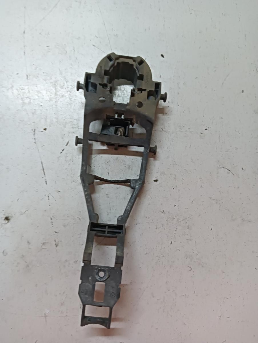 Maner usa interior  dreapta fata VOLKSWAGEN GOLF V 1K1 2003 - 2009 – foto 2
