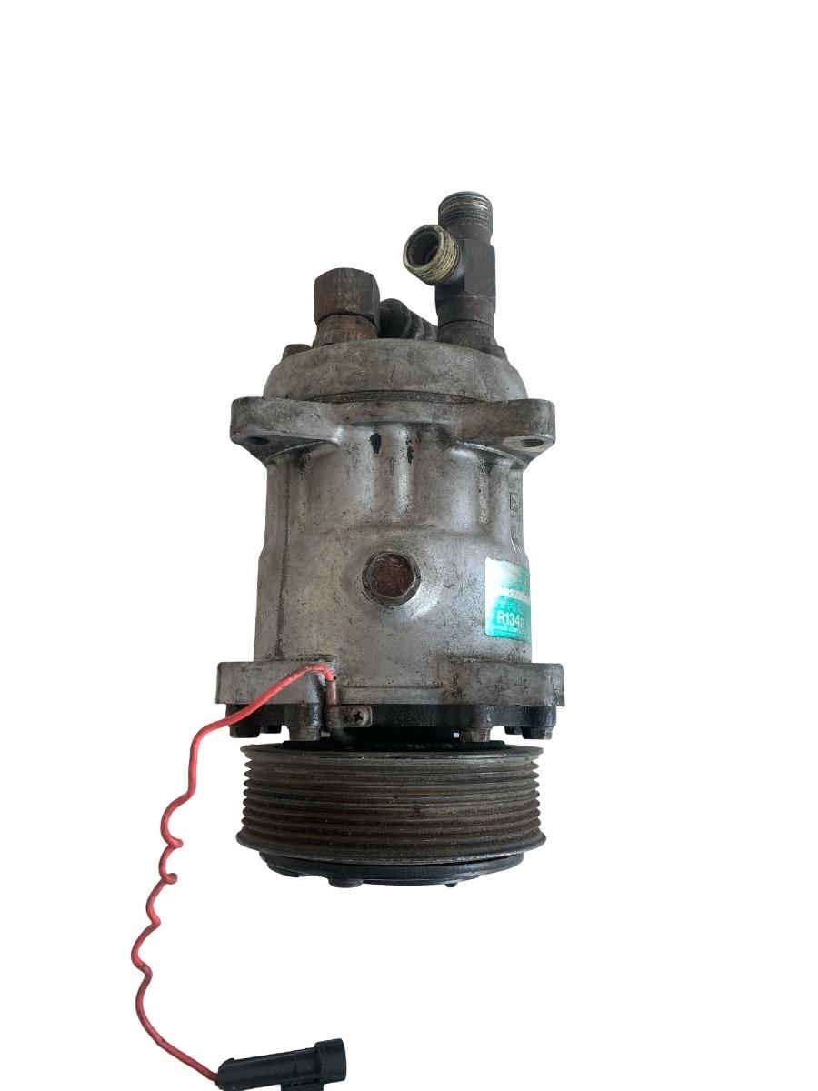 Compresor  AC IVECO 2011 3.0d
