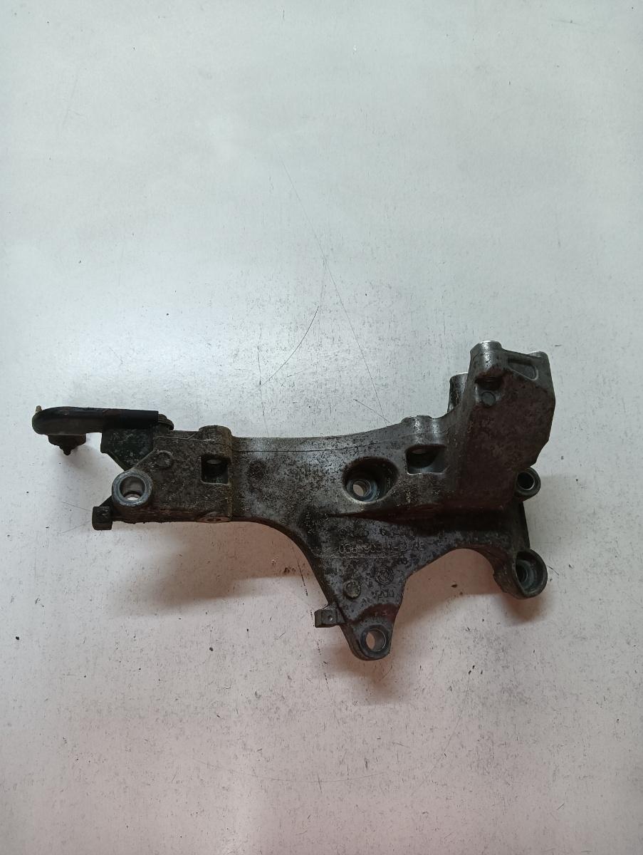 Suport accesorii SEAT IBIZA IV 6L1 2002 - 2009 TDI ATD, AXR, BMT 038903143ab