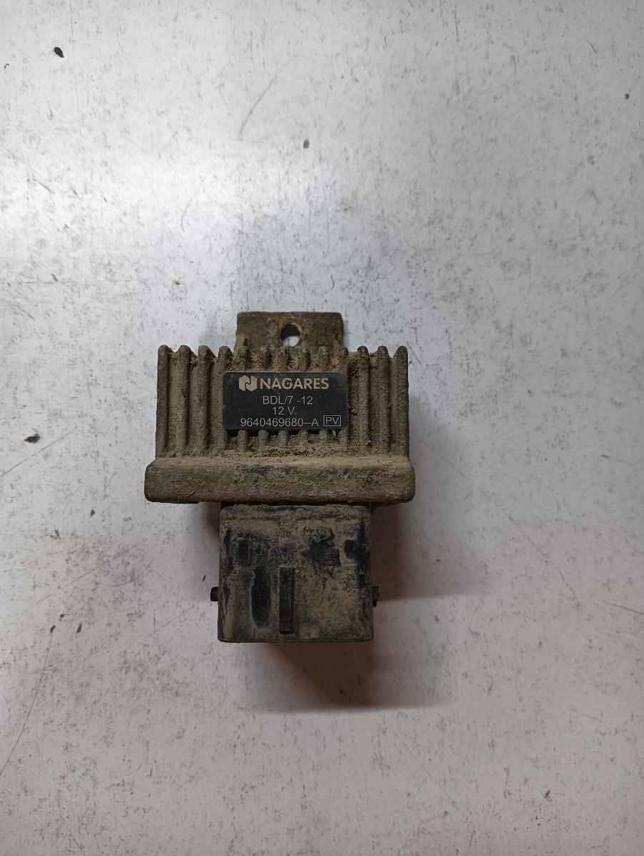 Releu preincalzire bujii incandescente RENAULT KANGOO KC0/1_ 1997 - >, RENAULT MEGANE II Saloon LM0/1_ 2003 - > 9640469680