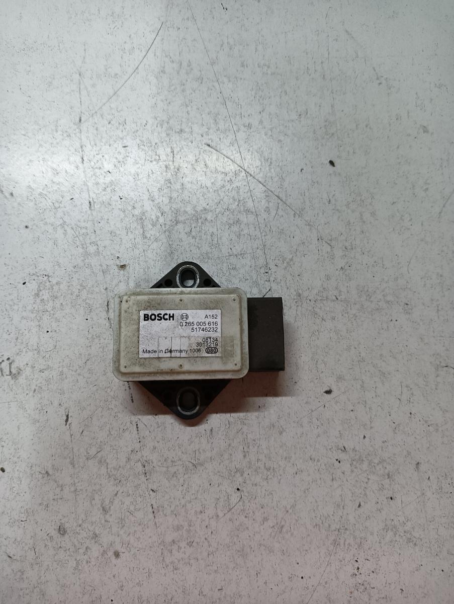 Senzor ESP de viteza la viraje FIAT BRAVO II 198 2006 - > 0265005616