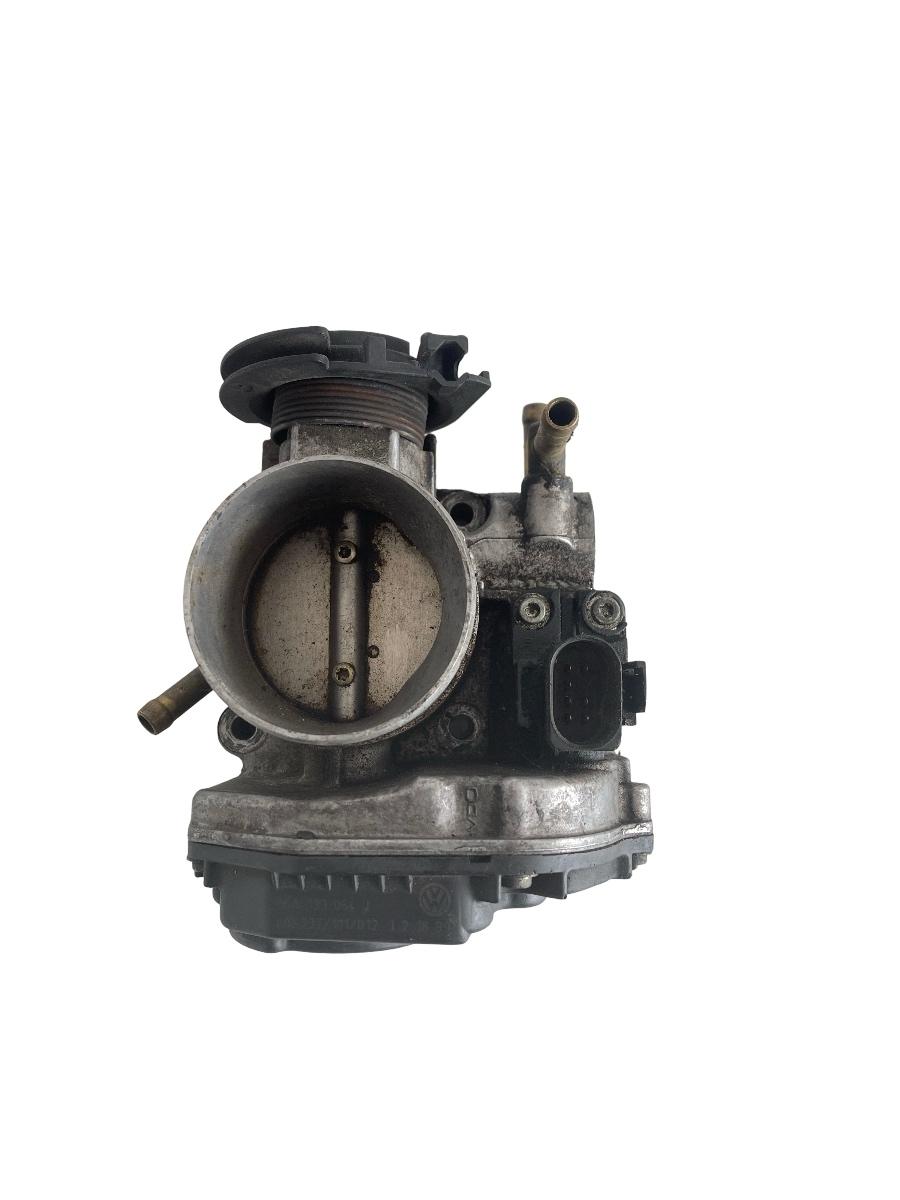 Clapeta de acceleratie VOLKSWAGEN GOLF IV Variant 1J5 1999 - 2006 1.6 1.6 AEH, AKL, APF, SKODA OCTAVIA 1U2 1996 - 2010 1.6 1.6 AEH, AKL 06A133064J
