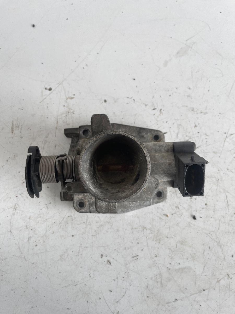 Clapeta de acceleratie  FORD KA RB_ 1996 - 2008 1.3B 96BF-9E927-EA – foto 2