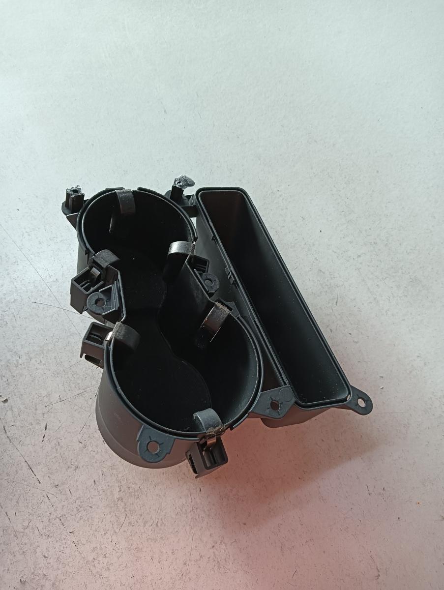 Suport pentru pahare AUDI A4 IV Avant 8K5, B8 2007 - 2015 – foto 2