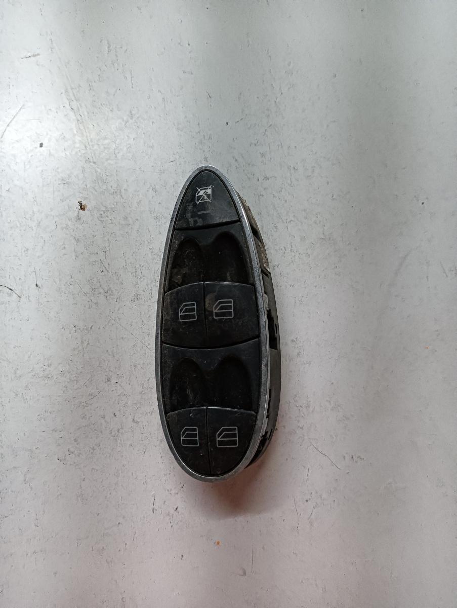 Butoane geamuri electrice stanga fata MERCEDES-BENZ E-CLASS W211 2002 - 2009