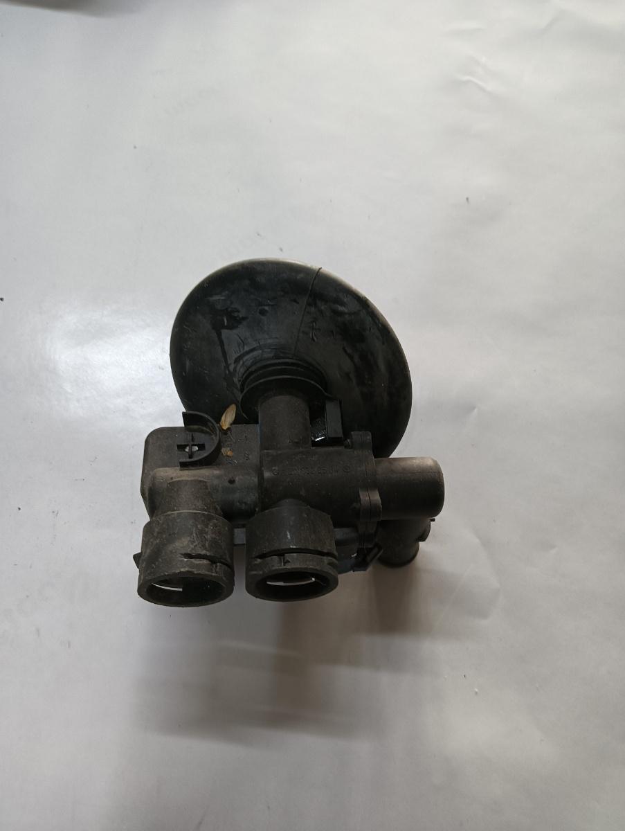 Robinet caldura  MERCEDES-BENZ E-CLASS W211 2002 - 2009 A2118320584 – foto 2