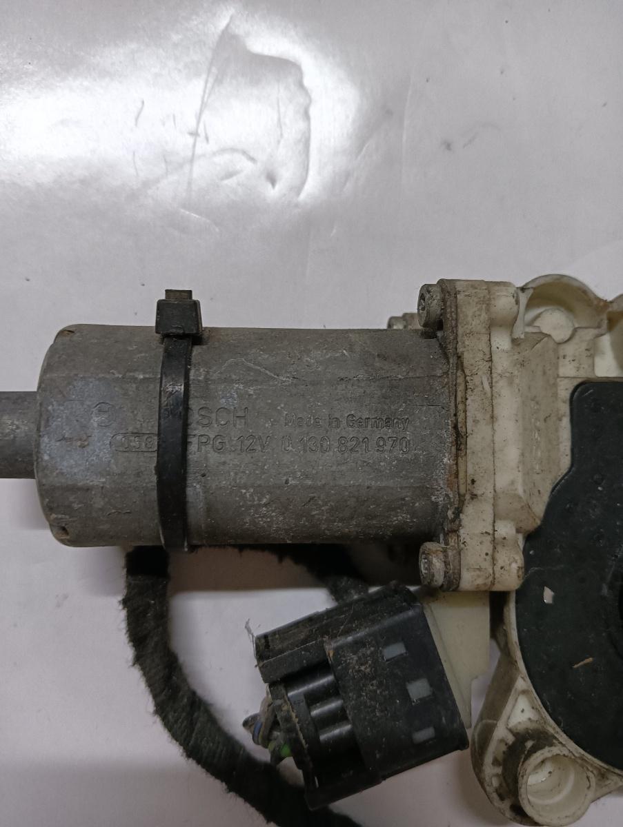 Motoras geam pivotant stanga fata MERCEDES-BENZ E-CLASS W211 2002 - 2009 0130821970 – foto 2