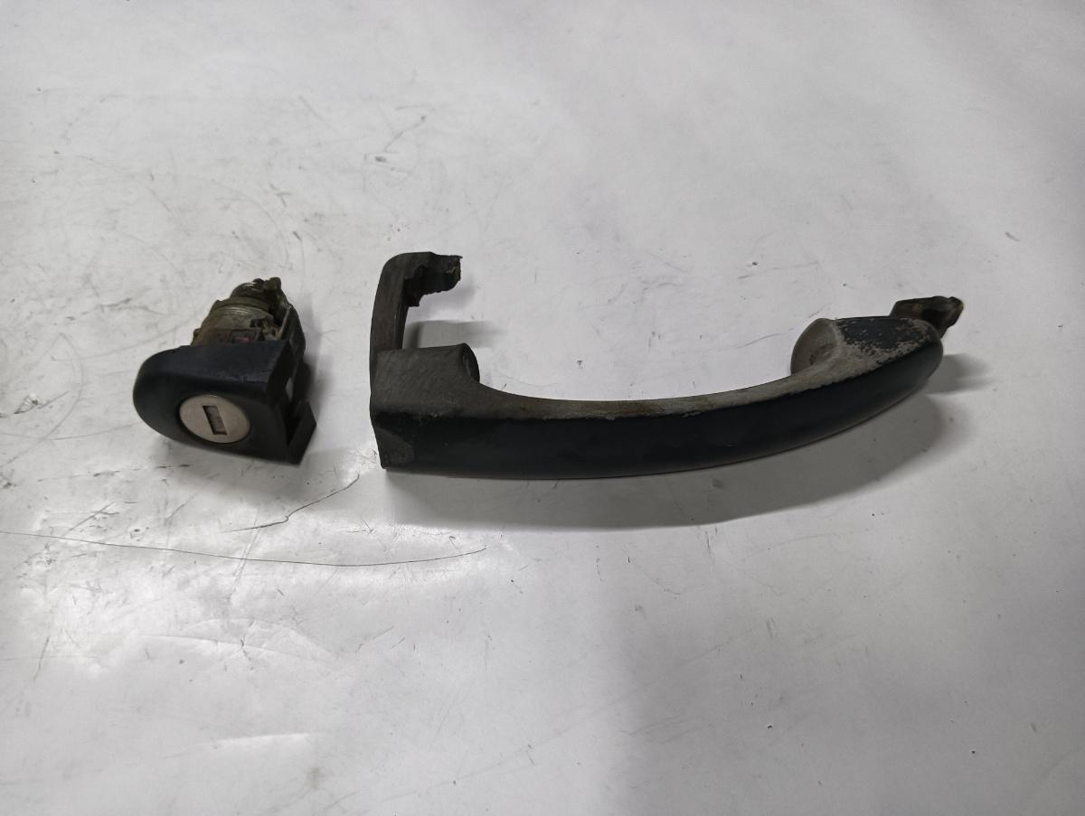 Maner usa  stanga fata VOLKSWAGEN CADDY III Box 2KA, 2KH, 2CA, 2CH 2004 - 2015