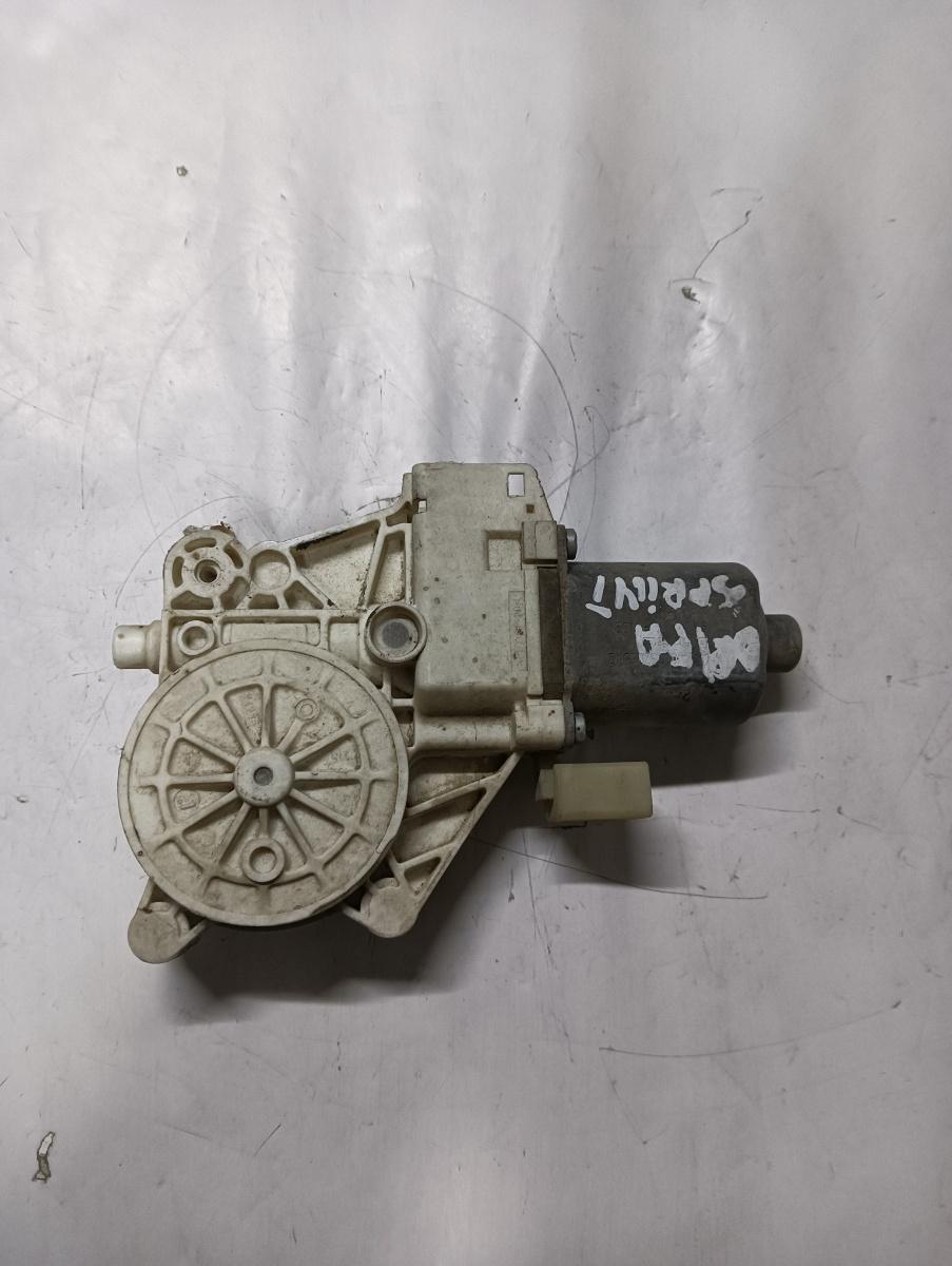 Motoras geam pivotant dreapta fata MERCEDES-BENZ SPRINTER 3,5-t Box 906 2006 - >