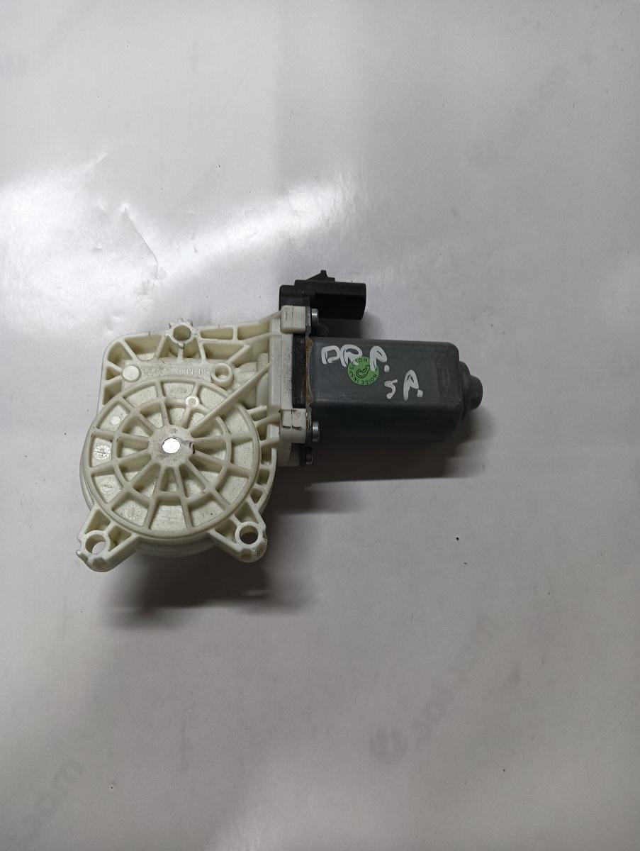 Motoras geam pivotant dreapta spate DODGE NITRO 2006 - 2012