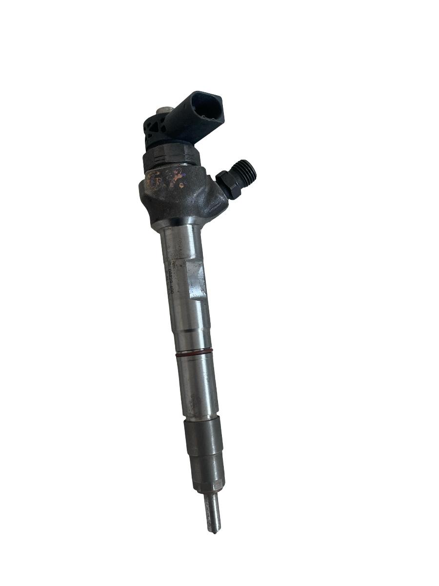 Injector combustibil VOLKSWAGEN GOLF VII 5G1, BE1 2012 - > 2.0TDI 04L130277E 0445110475