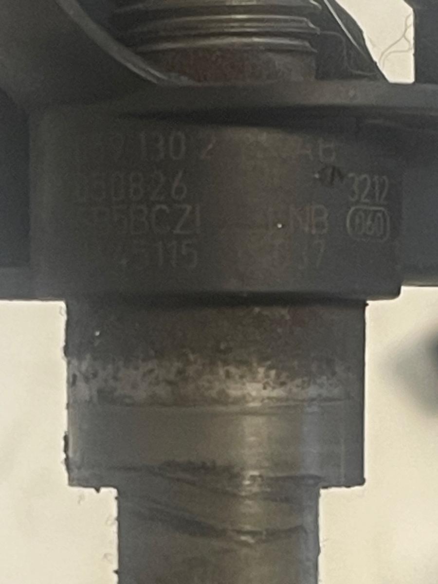 Injector combustibil VOLKSWAGEN PHAETON 3D_ 2002 - 2016 3.0TDI 0445115037 / 059130277AB – foto 2