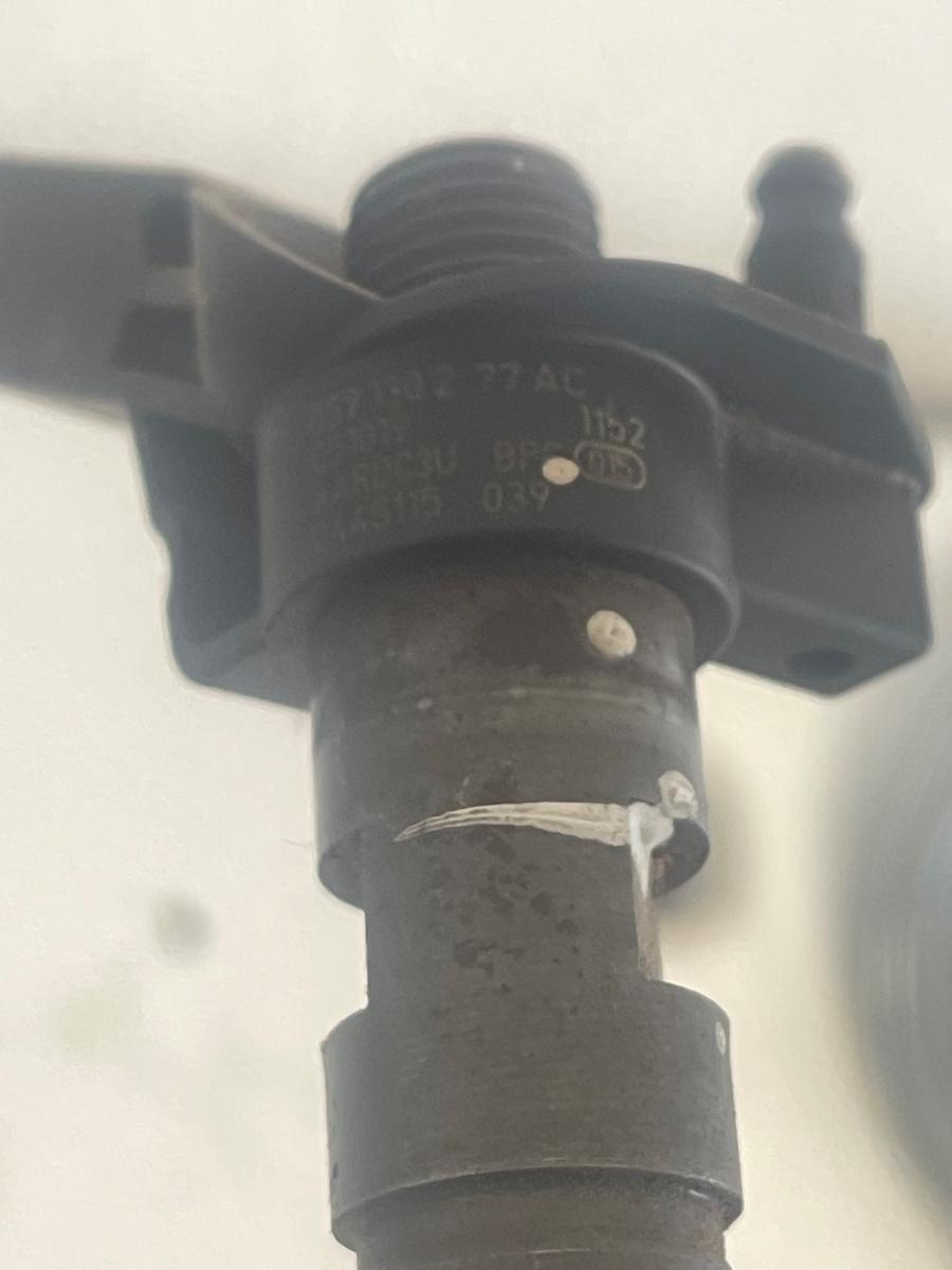 Injector combustibil AUDI A6/S6 III Saloon 4F2, C6 2004 - 2011 2.7TDI 059130277AC – foto 2