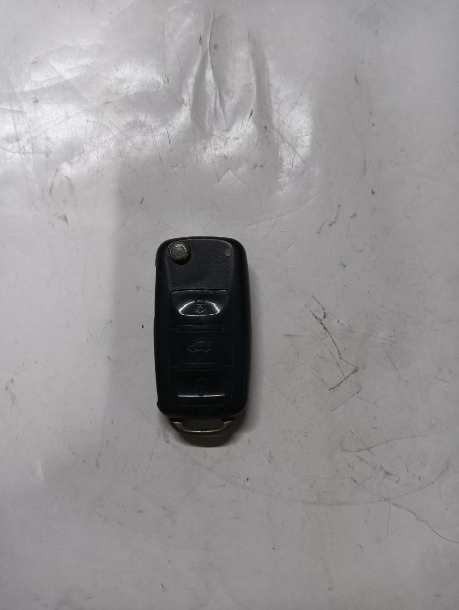 Cheie auto AUDI A8 II 4E2, 4E8 2002 - 2010