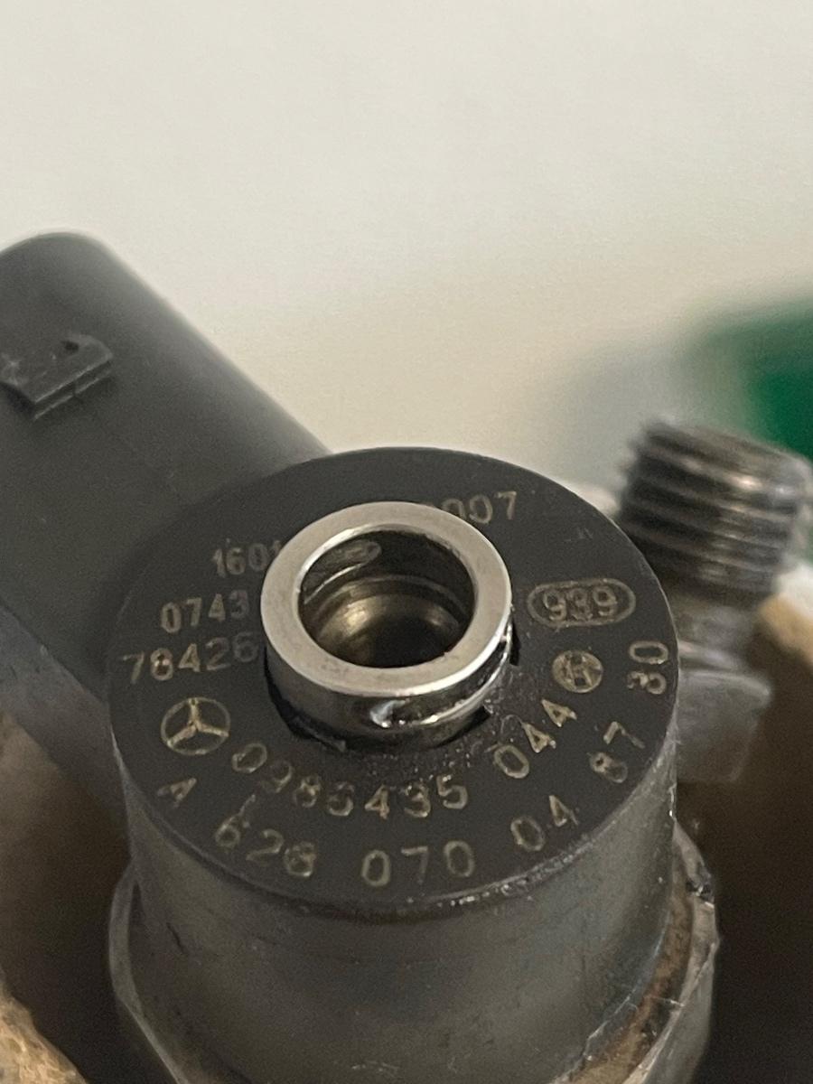Injector combustibil MERCEDES-BENZ M-CLASS W163 1998 - 2005 A623070048780 0986435044 – foto 2