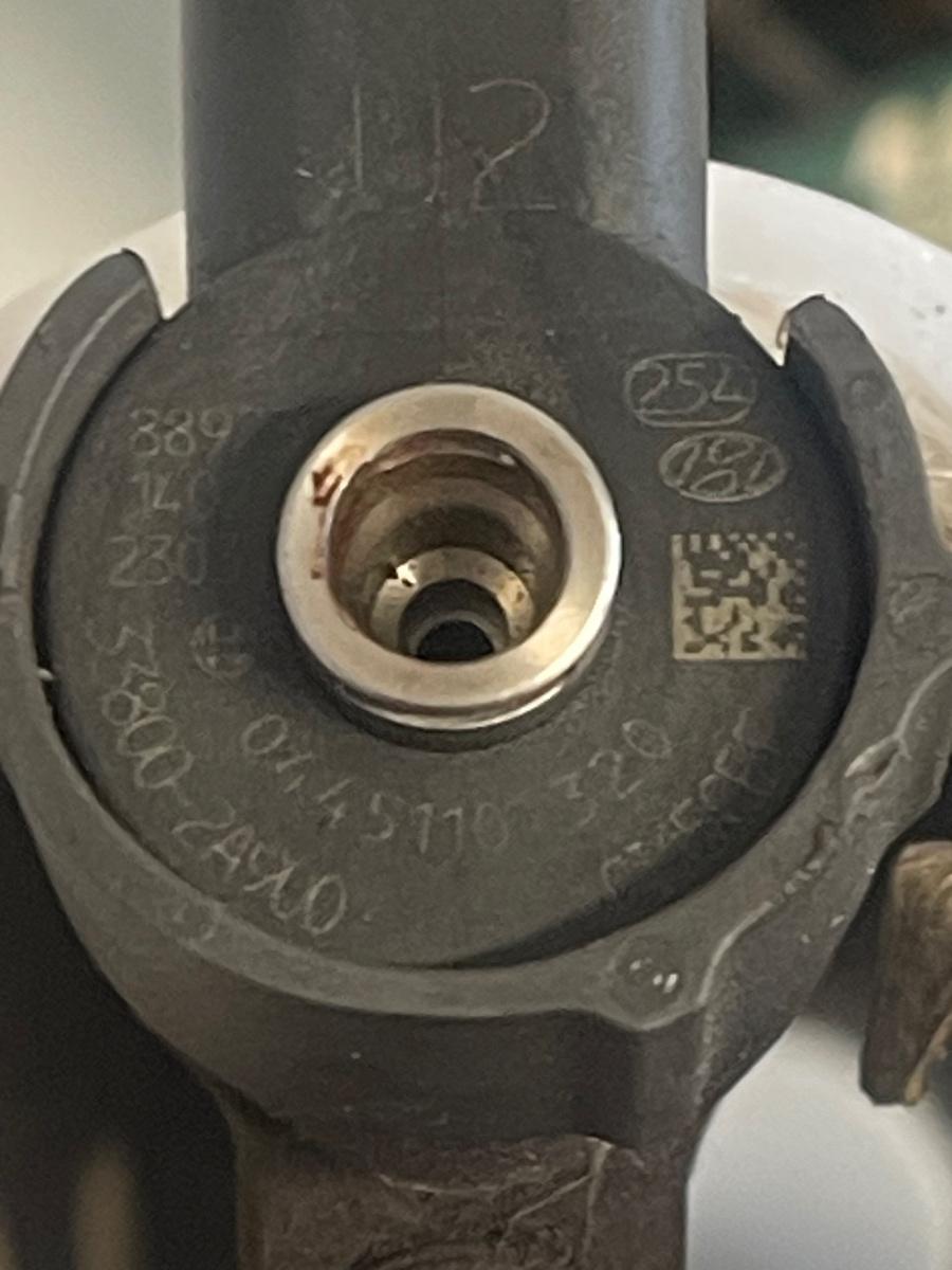 Set injectoare combustibil HYUNDAI i20 PB / i30 FD  1.6CRDI  0445110320 – foto 3