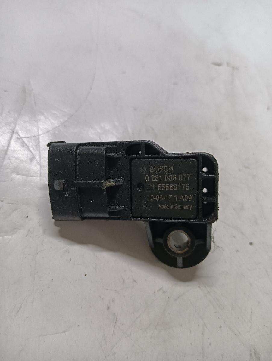 Senzor presiune gaze  BMW 3 IV E46 1998 - 2005, OPEL ASTRA J P10 2009 - 2015 55568175 0281006077