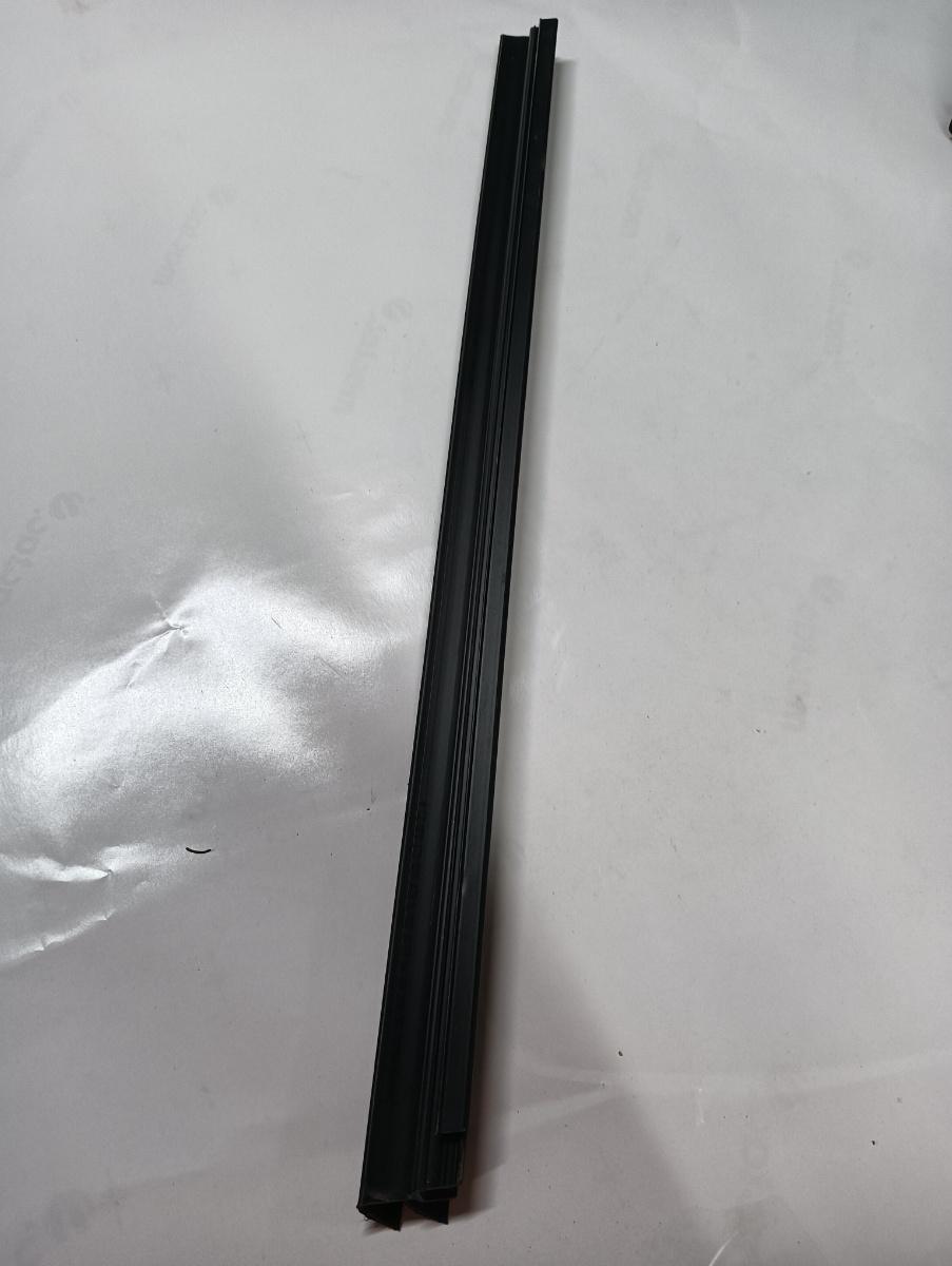 Perie geam stanga spate SKODA OCTAVIA II Combi 1Z5 2004 - 2013