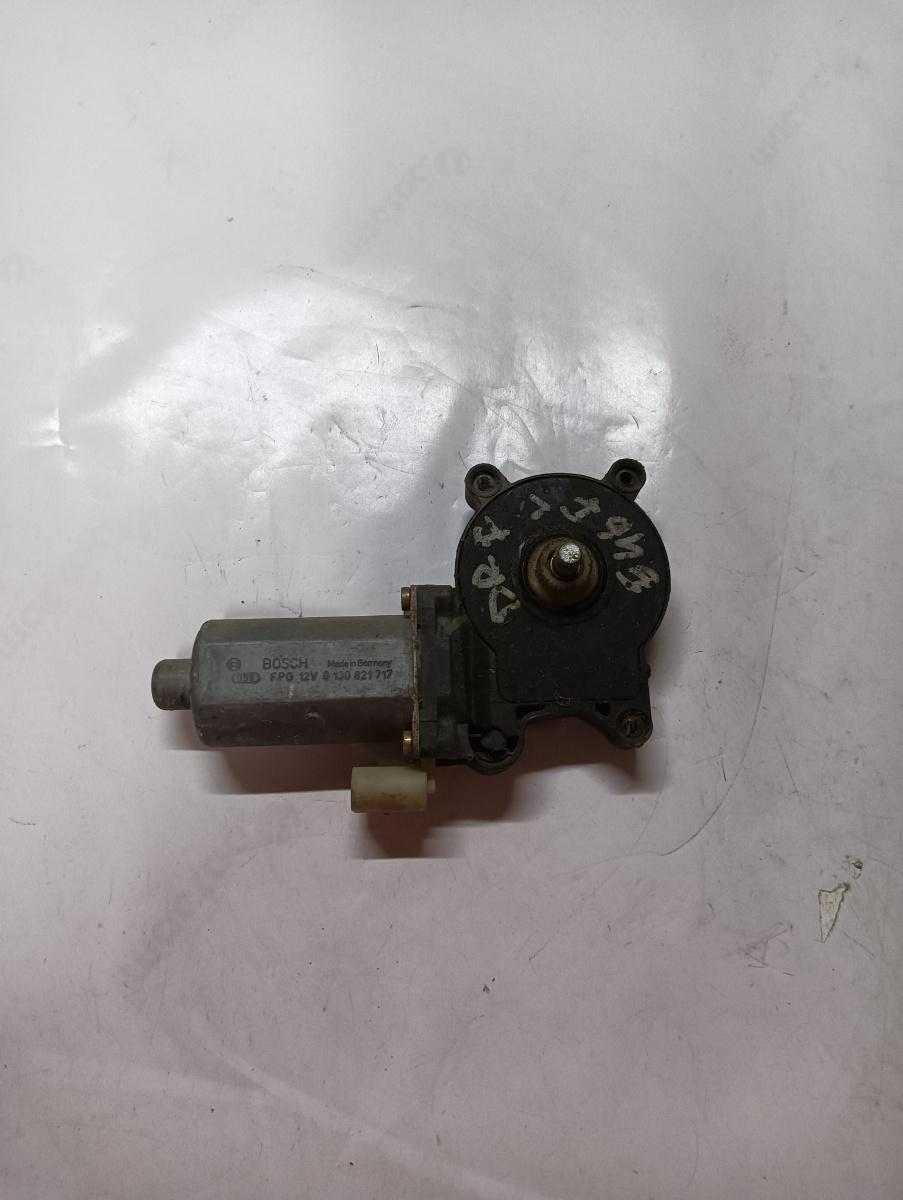 Motoras geam pivotant BMW 3 IV E46 1998 - 2005 0130821717