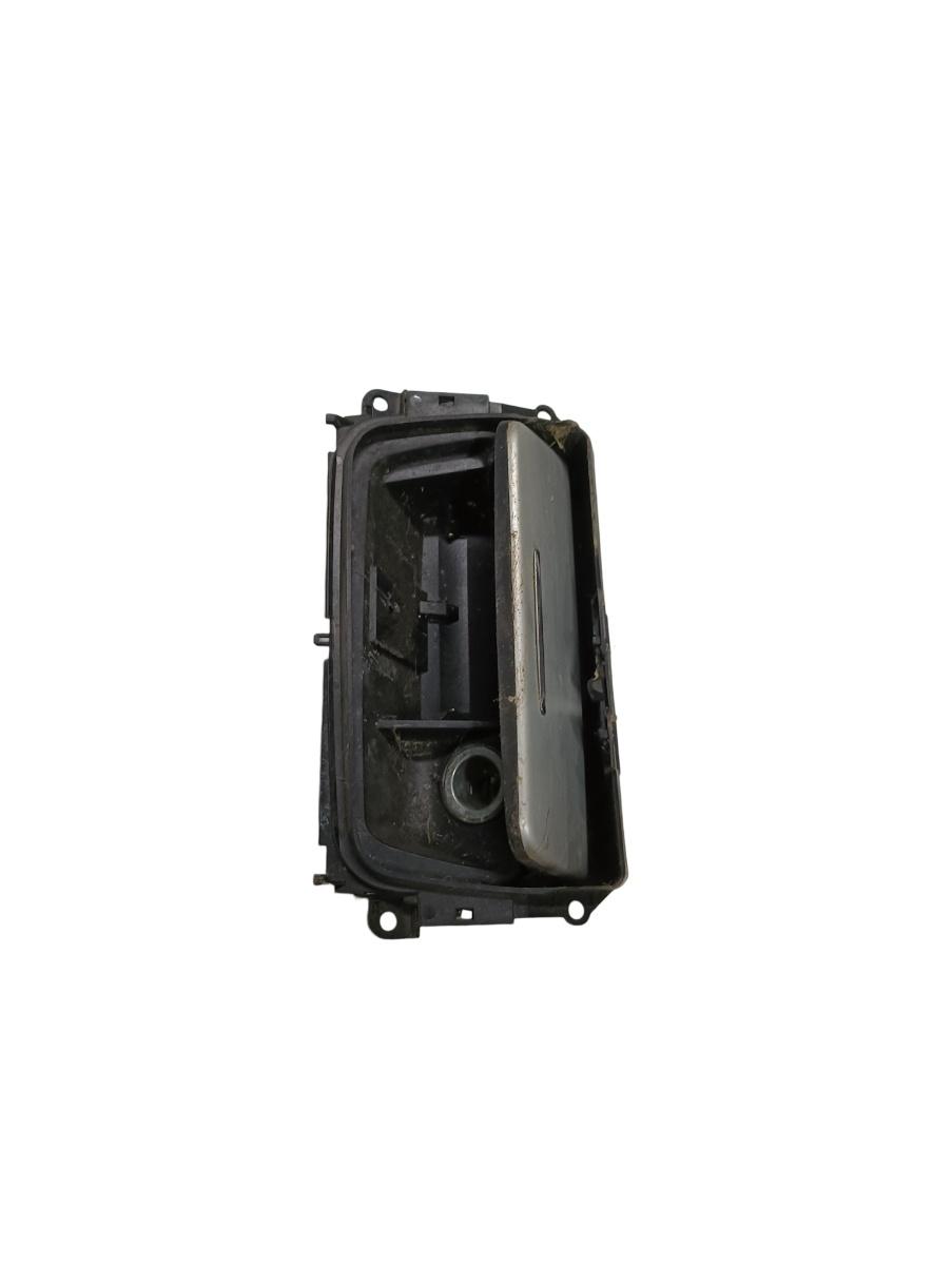 Scrumiera (fata) BMW 3 V Coupe E92 2005 - 2013 – foto 2