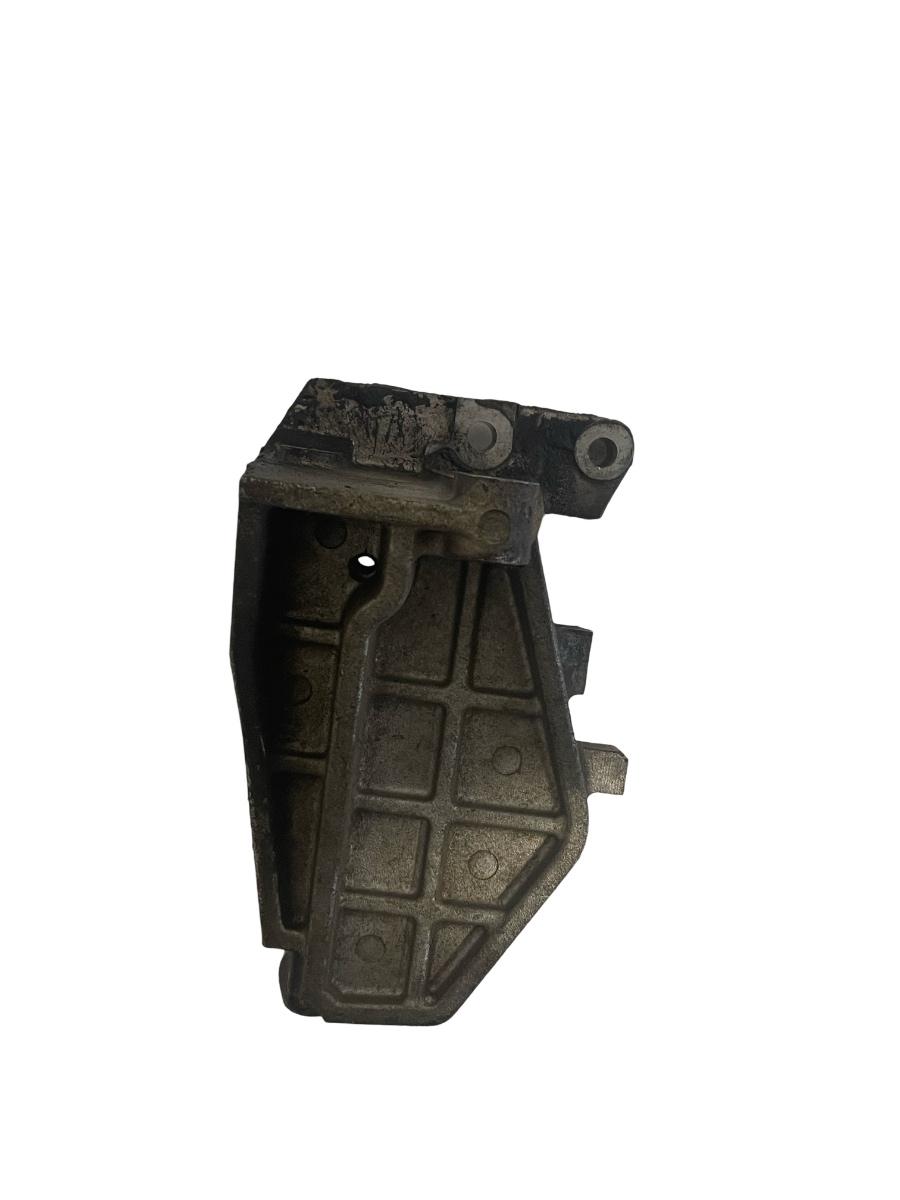 Suport motor TOYOTA HILUX VII Pickup _N1_, _N2_, _N3_ 2004 - > 2.5D 246260-546