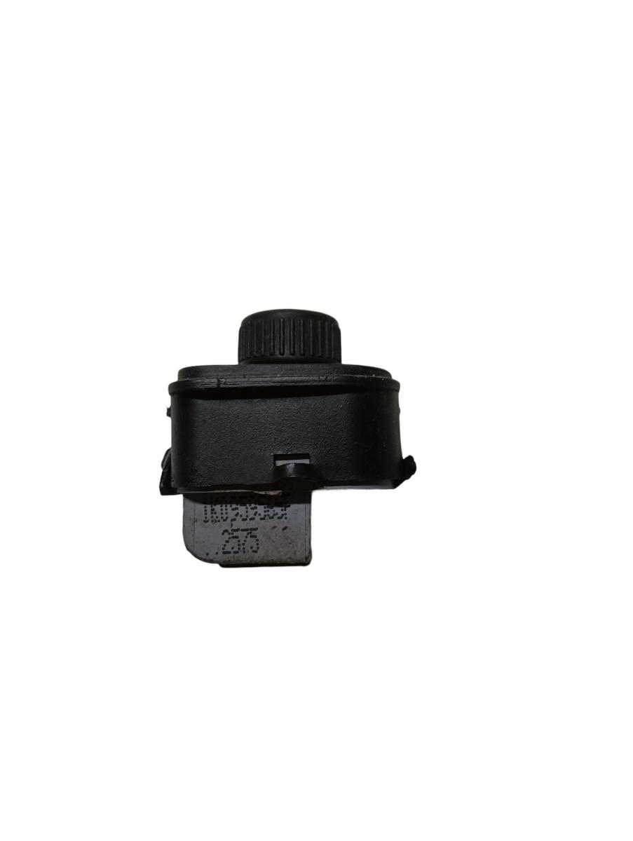 Buton reglaj oglinzi  stanga fata VOLKSWAGEN PASSAT 3C2 2005 - 2010, VOLKSWAGEN PASSAT Variant 3C5 2005 - 2011 1k0959565f – foto 2