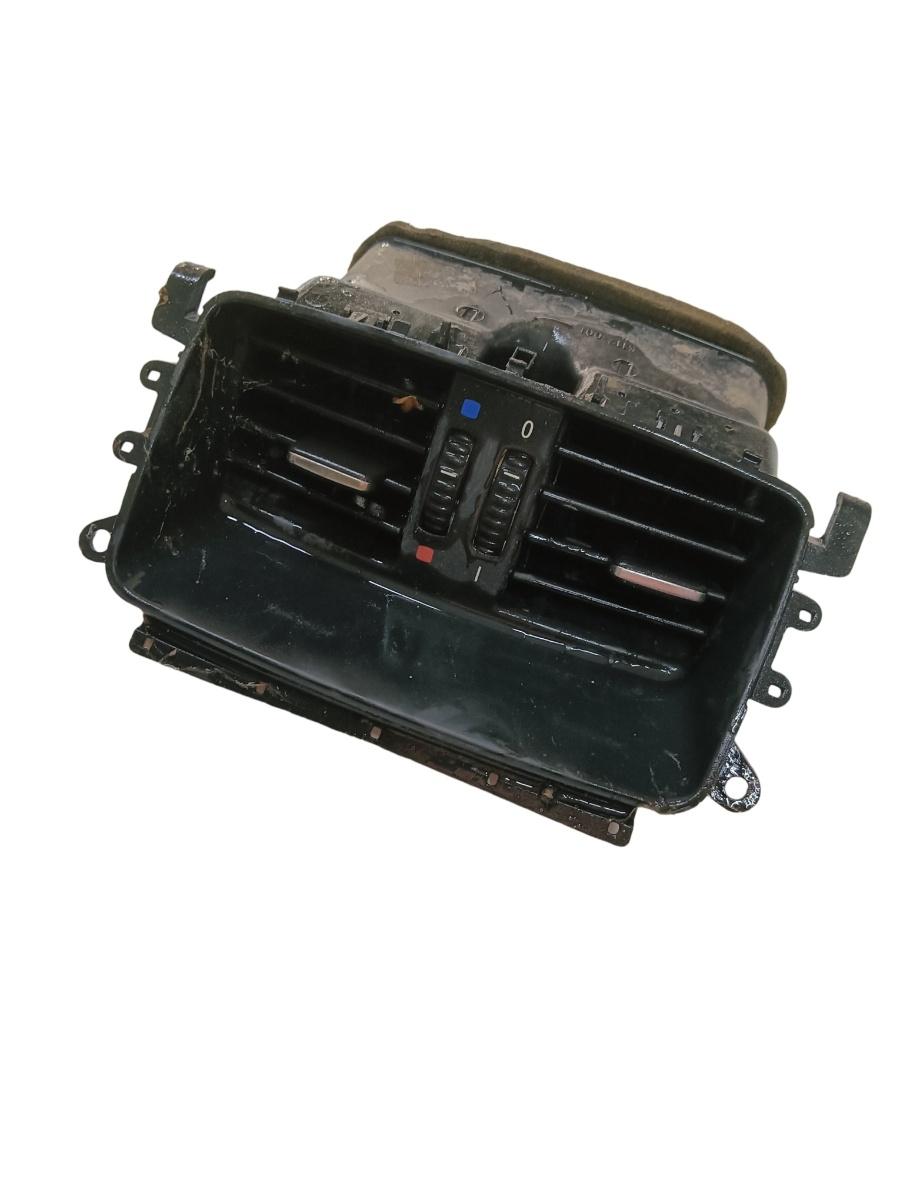 Gura ventilatie  fata BMW 3 V Coupe E92 2005 - 2013