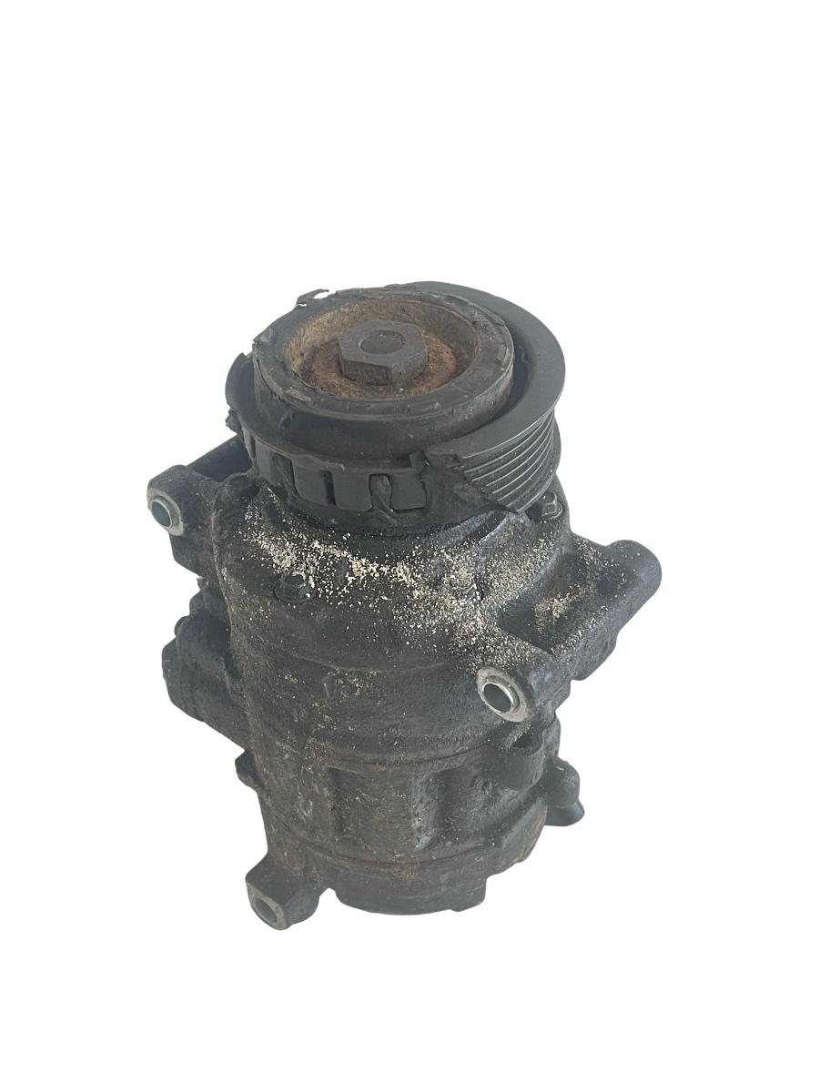 Compresor AC AUDI A6/S6 III Saloon 4F2, C6 2004 - 2011 2.0D 4F0260805AP – foto 2