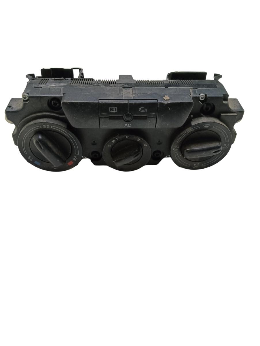 Panou clima VOLKSWAGEN PASSAT 3C2 2005 - 2010