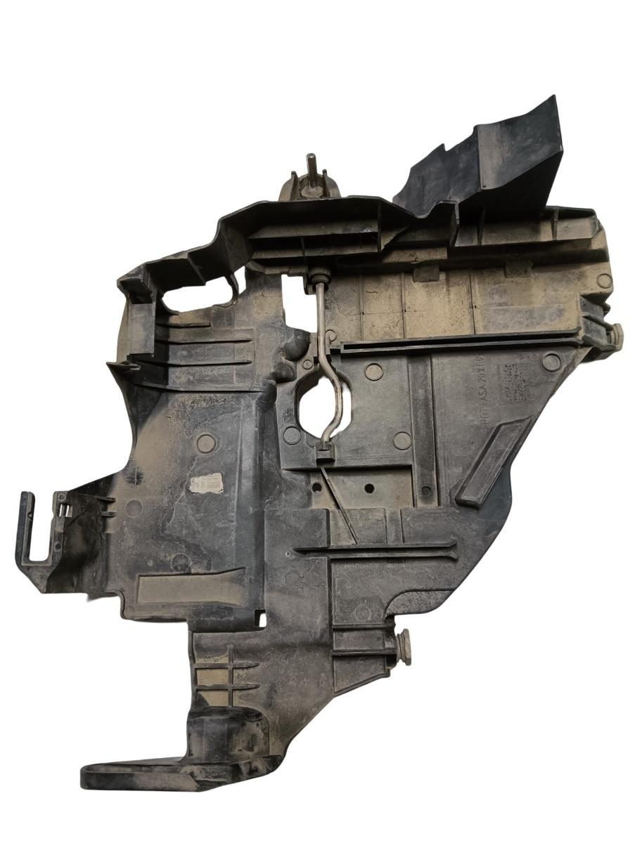 Suport far dreapta fata VOLKSWAGEN TOUAREG 7LA, 7L6, 7L7 2002 - 2013 – foto 2